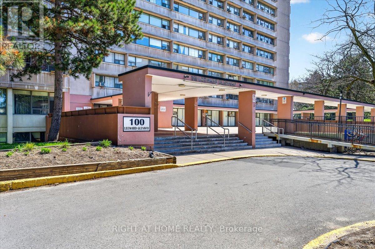 708 - 100 LEEWARD GLENWAY