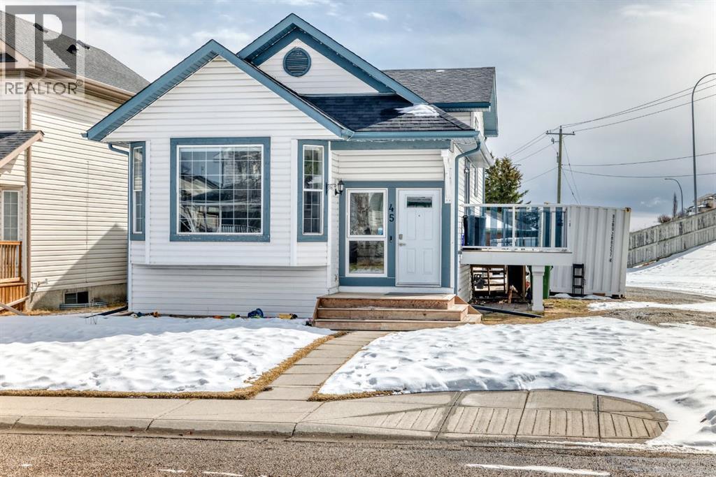 House for Sale in 45 Hidden Hills Way NW|Calgary, Alberta T3r5t1 2