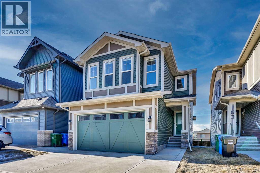 House for Sale in 179 Lucas Heights NW|Calgary, Alberta T3P1X4