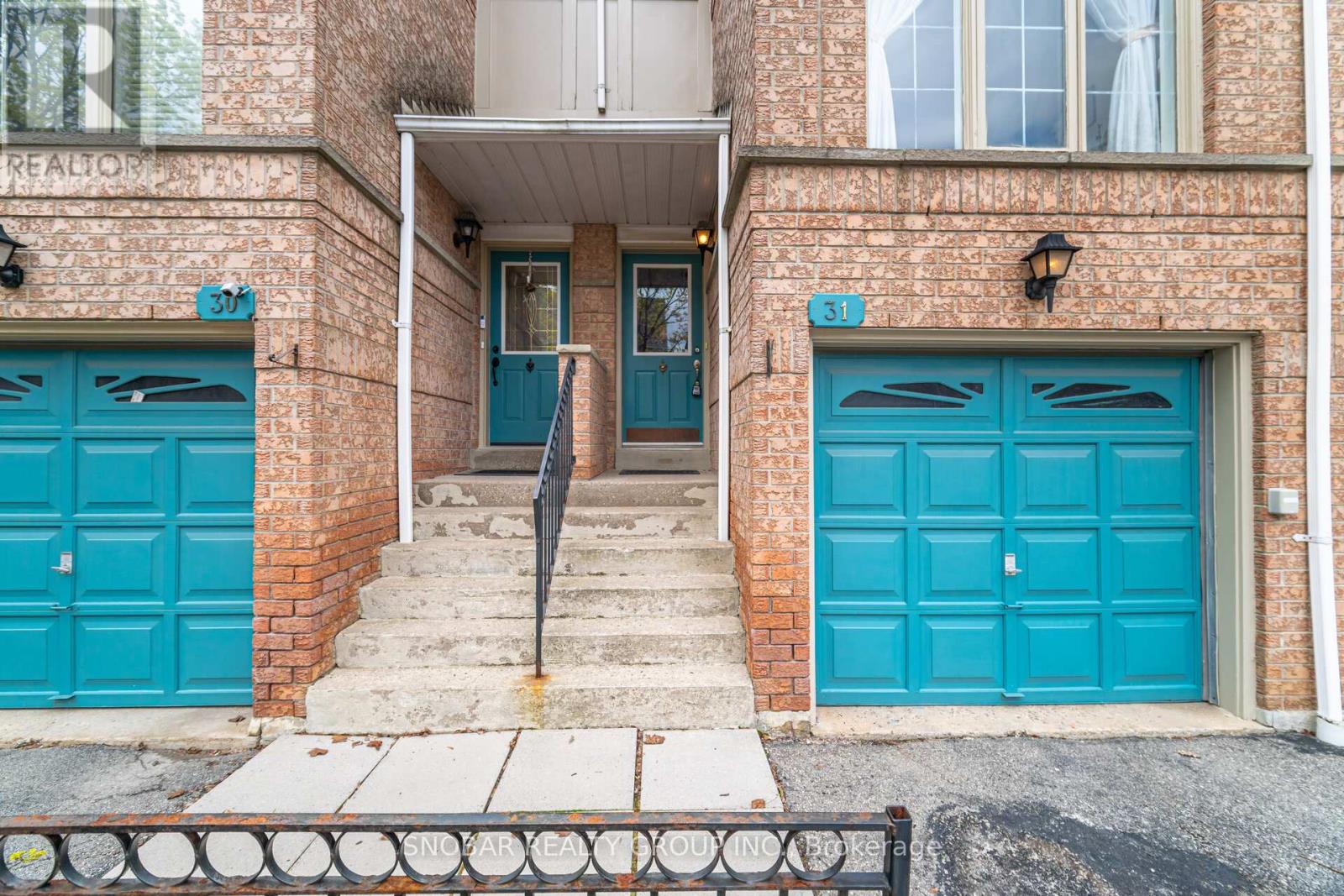 Row / Townhouse for Sale in 31 - 1050 BRISTOL ROAD W|Mississauga (East Credit), Ontario L5V2E8 2