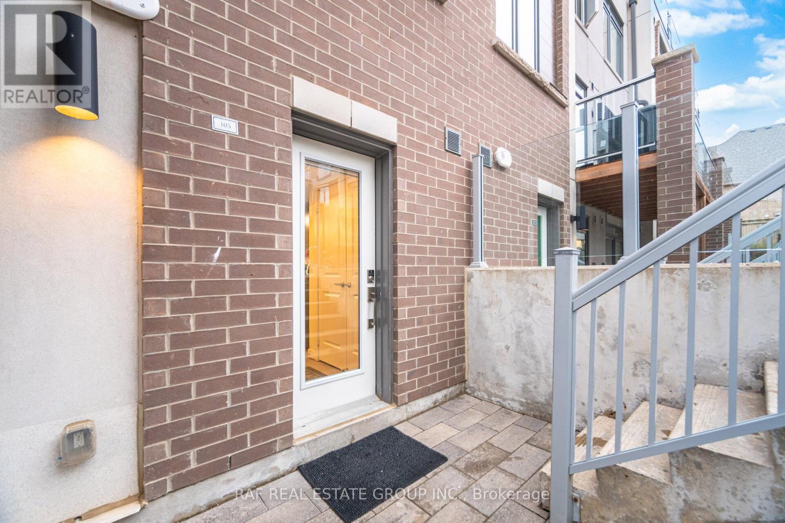 Row / Townhouse for Sale in 105 - 3058 SIXTH LINE|Oakville (GO Glenorchy), Ontario L6M1P8 4
