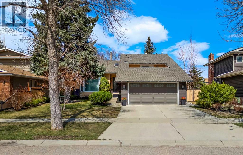 House for Sale in 91 Sun Valley Drive SE|Calgary, Alberta T2X2B4