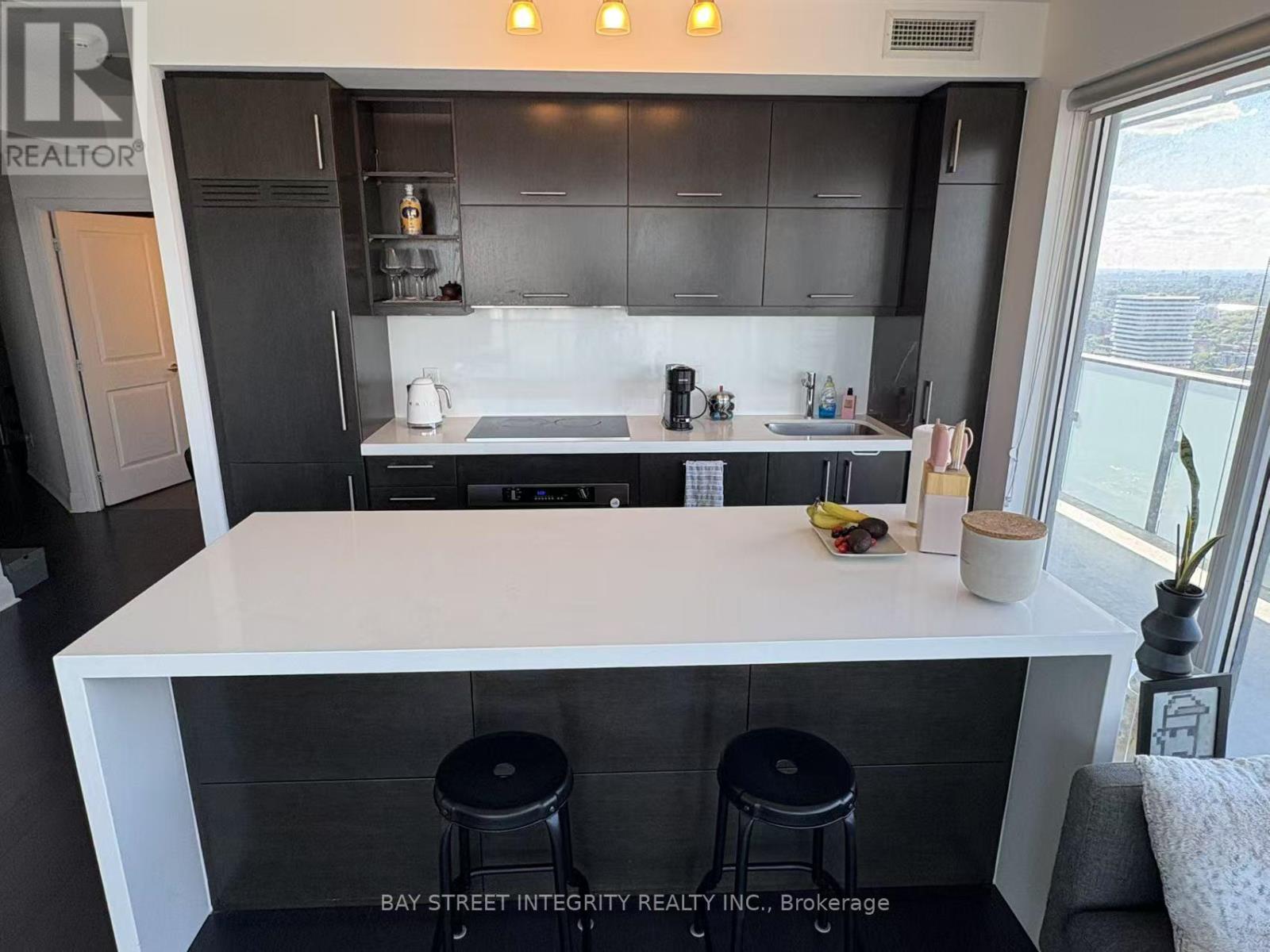 Apartment – 3910 - 1080 BAY STREET, Toronto – photo 5