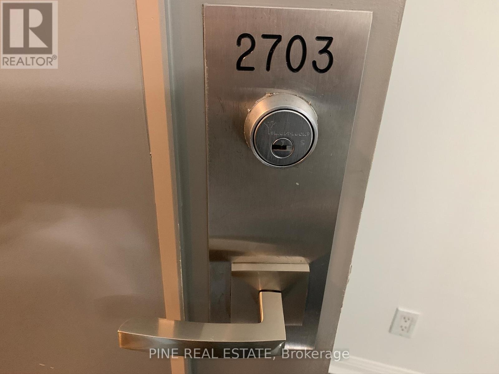 Apartment – 2703 - 228 QUEENS QUAY W, Toronto – photo 2