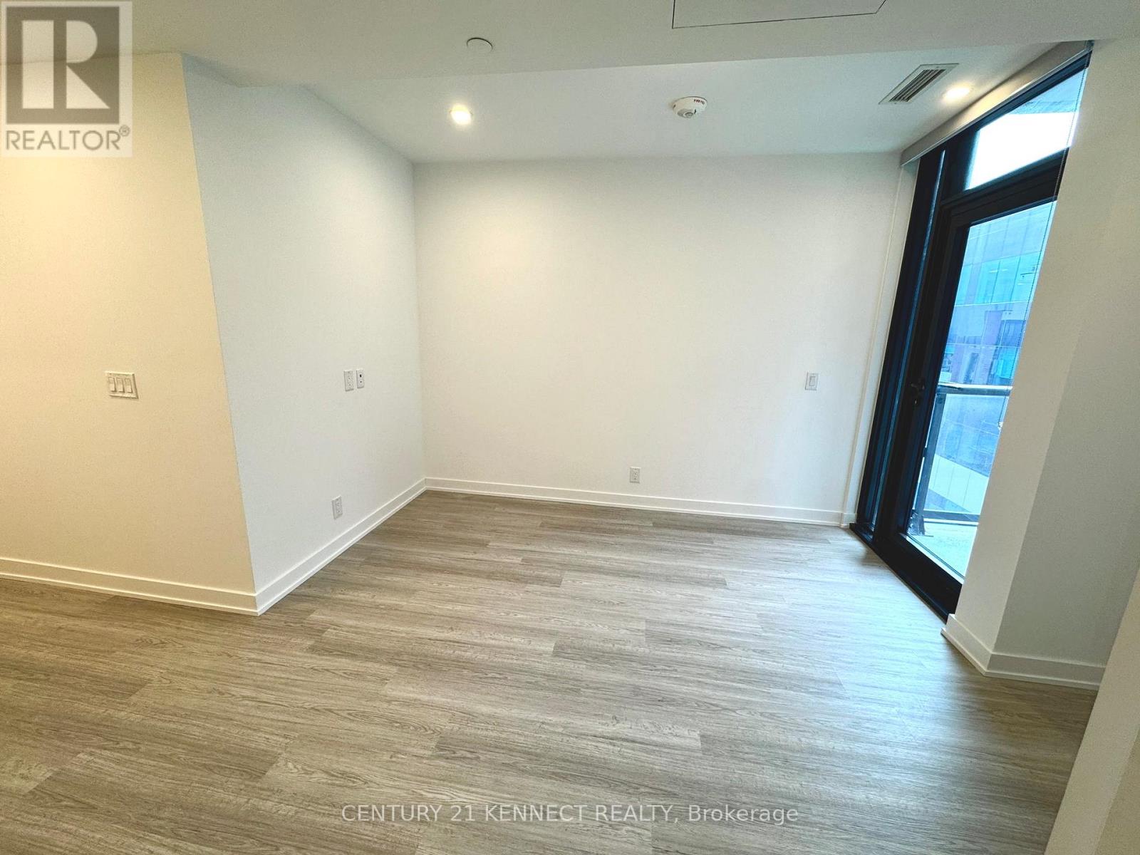 Apartment – 715 - 699 SHEPPARD AVENUE E, Toronto – photo 3