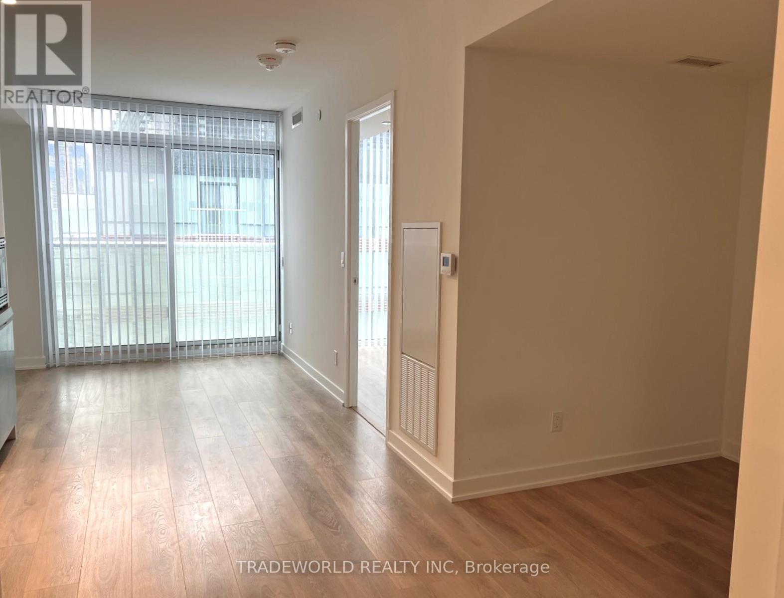 Apartment – 2403 - 501 YONGE STREET, Toronto – photo 2