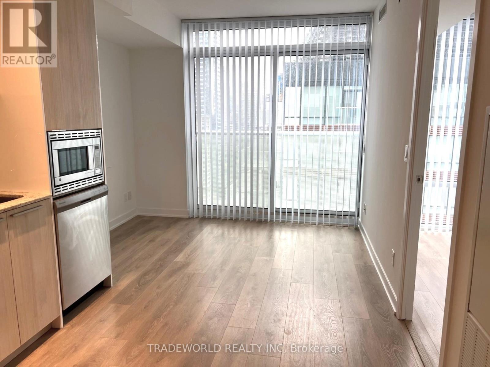 Apartment – 2403 - 501 YONGE STREET, Toronto – photo 3