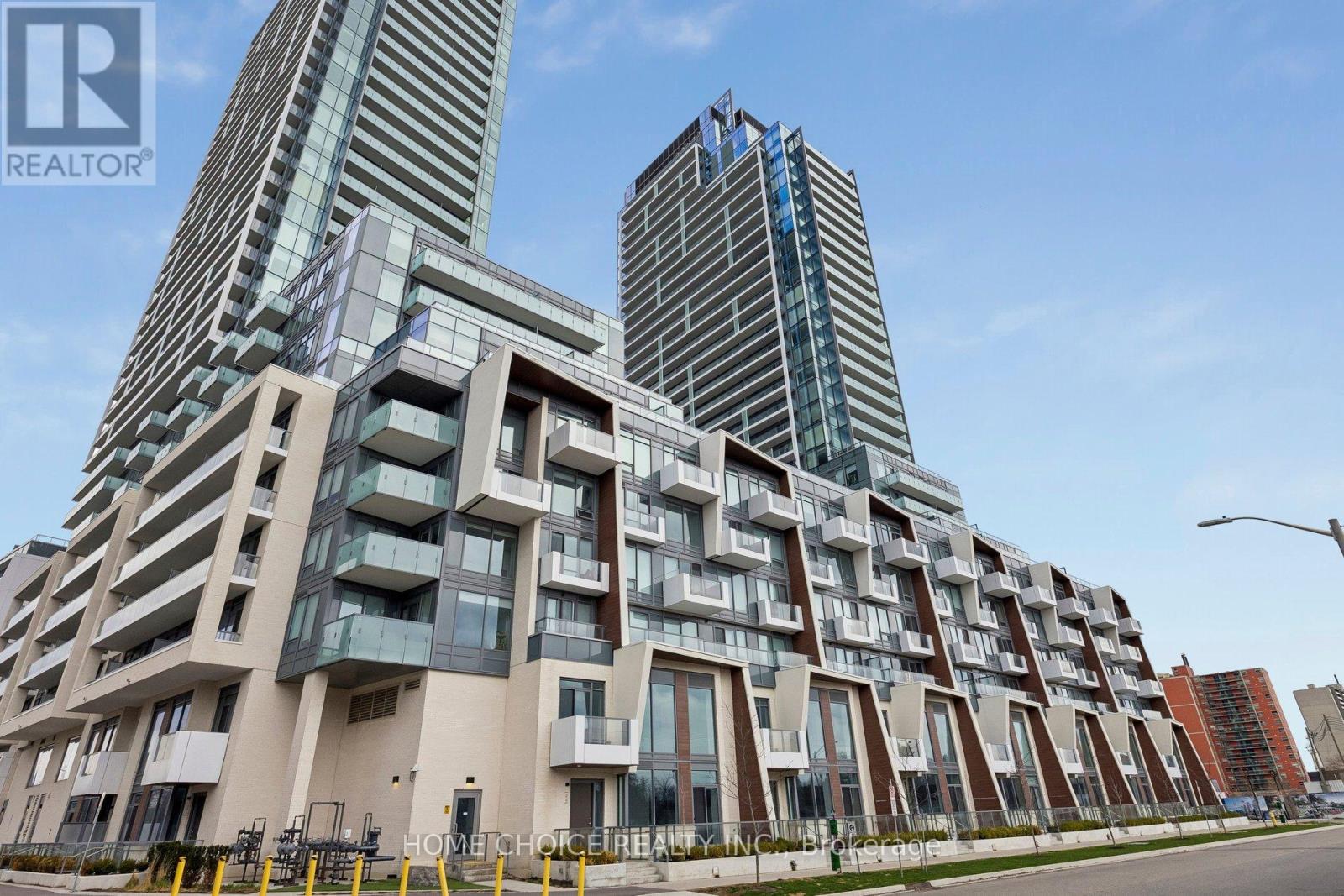 Apartment – N2009 - 7 GOLDEN LION HEIGHTS, Toronto – photo 4