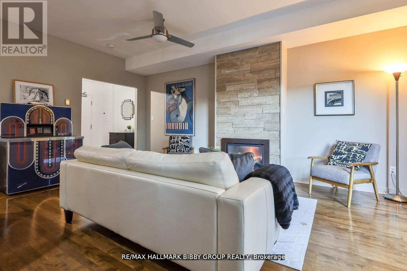 Apartment – 315 - 500 RICHMOND STREET W, Toronto – photo 2