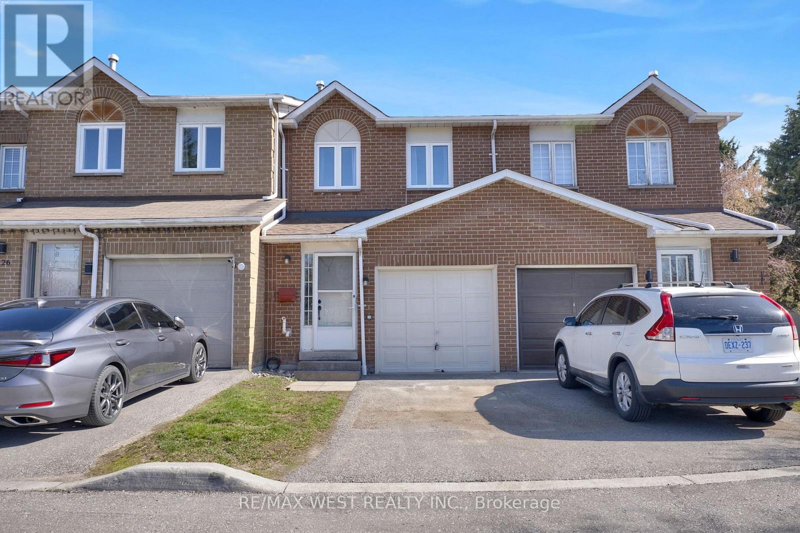 Row / Townhouse – 27 - 905 BAYLY STREET, Pickering – photo 2