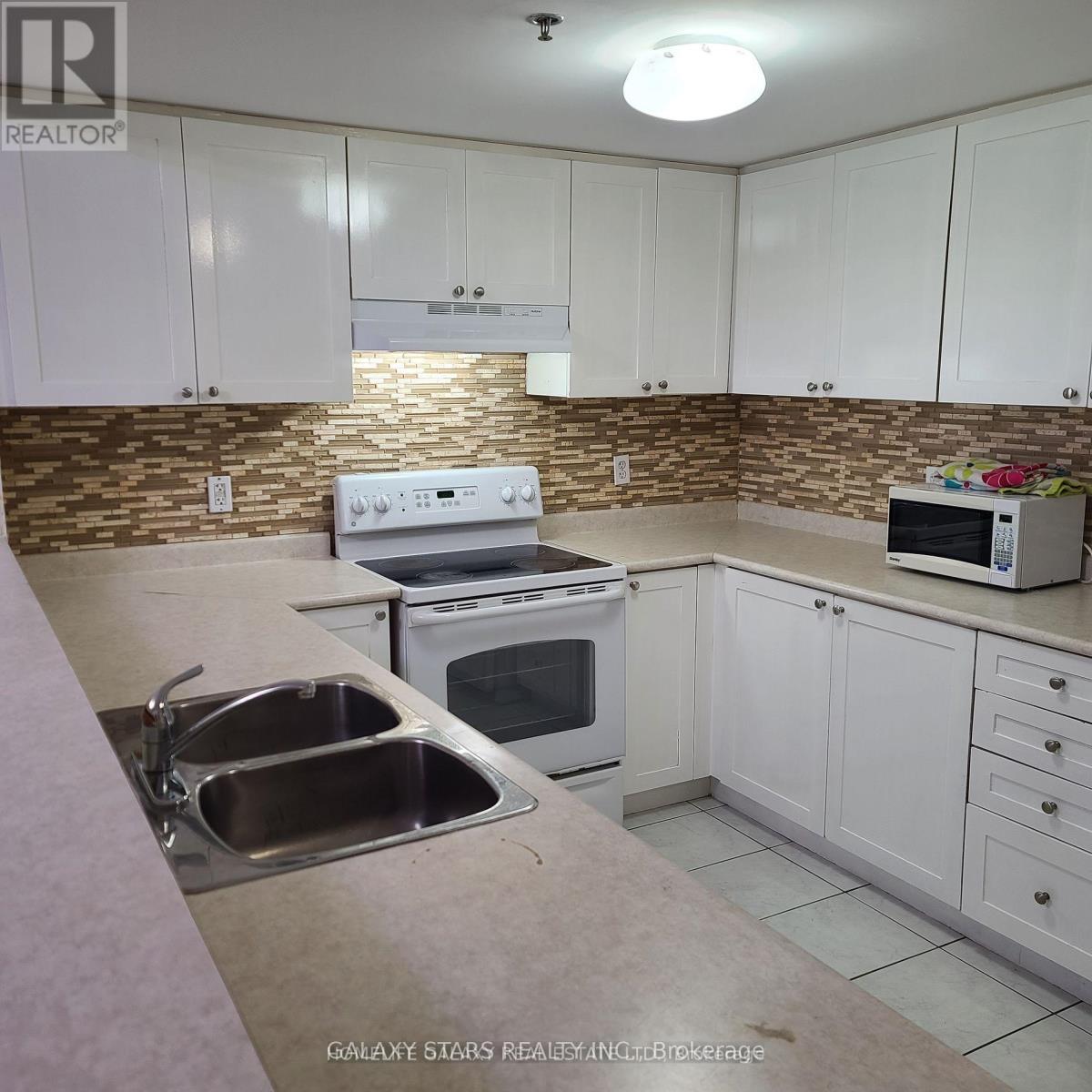 Apartment – 402 - 7428 MARKHAM ROAD, Markham – photo 3