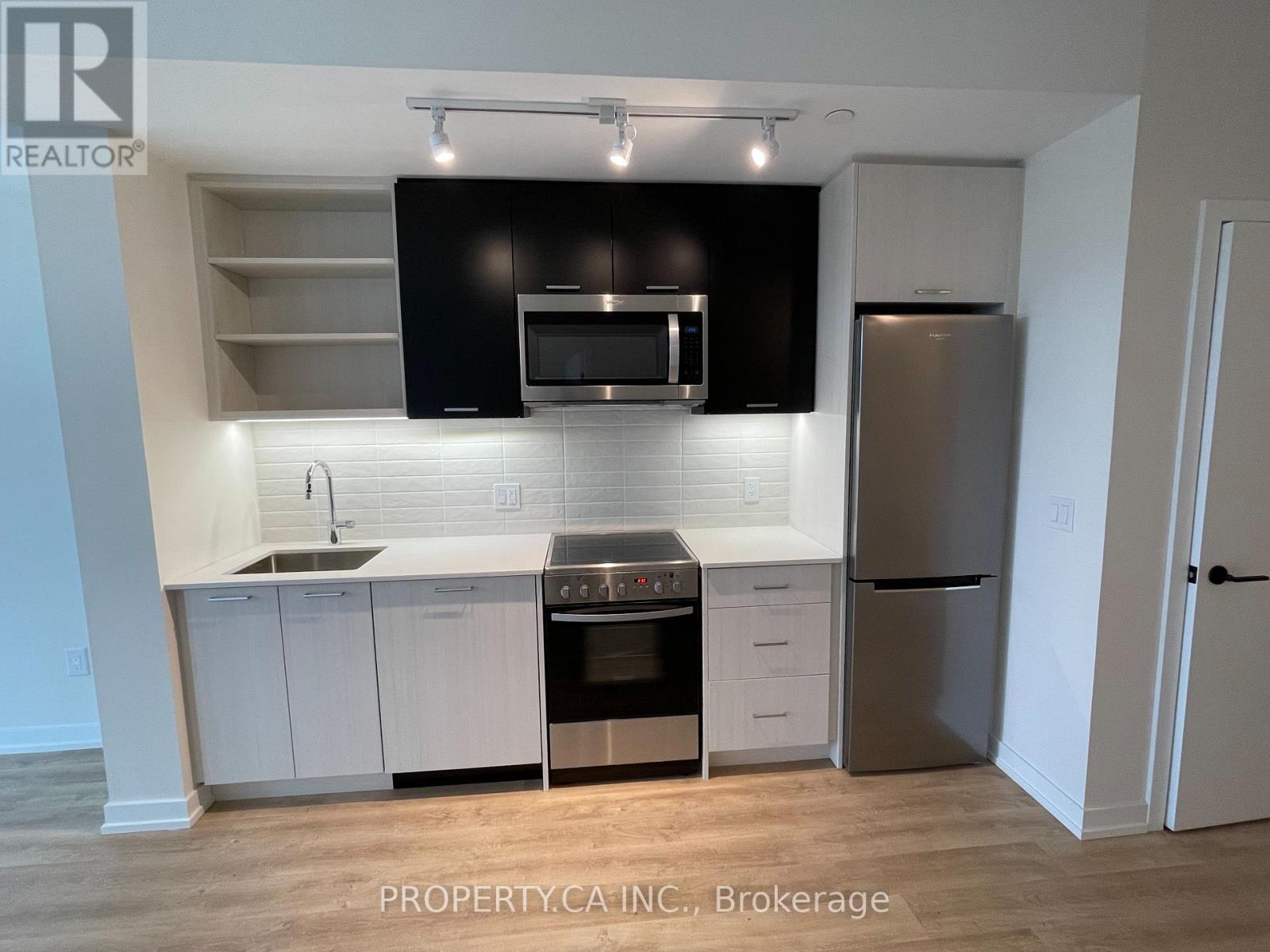 Apartment – 325 - 2300 ST. CLAIR AVENUE W, Toronto – photo 3