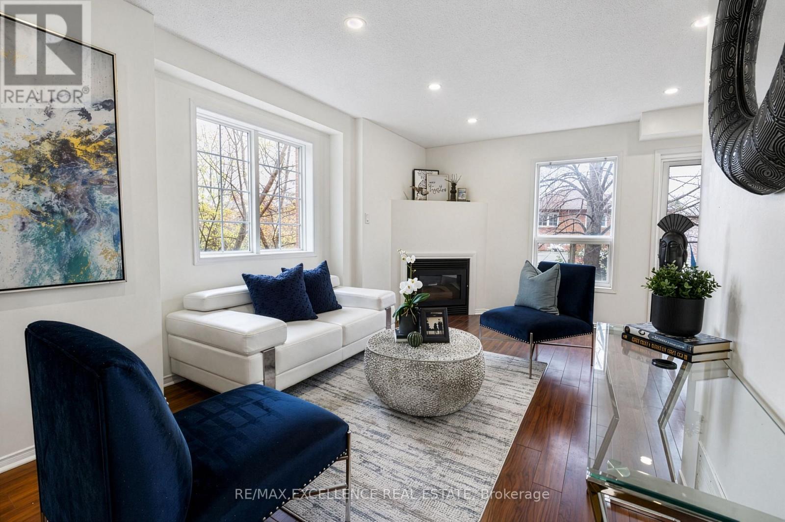 Row / Townhouse – 1 - 4920 RATHKEALE ROAD, Mississauga – photo 2