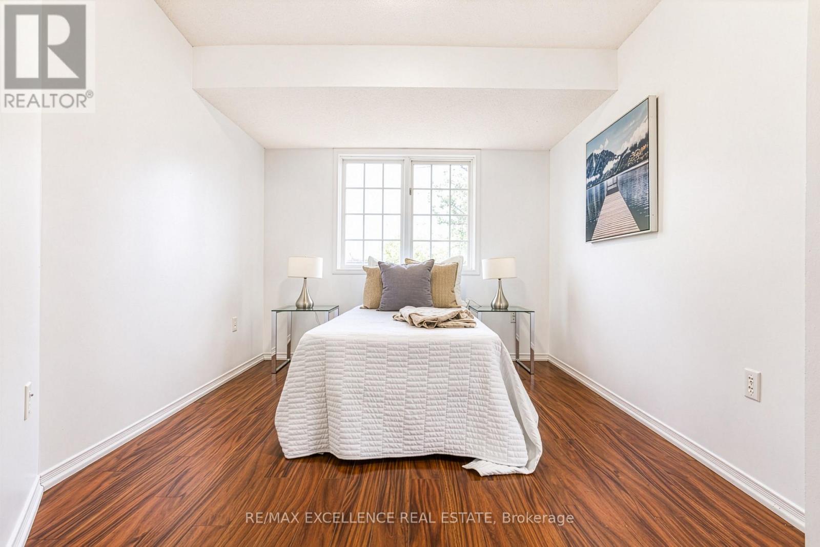 Row / Townhouse – 1 - 4920 RATHKEALE ROAD, Mississauga – photo 5