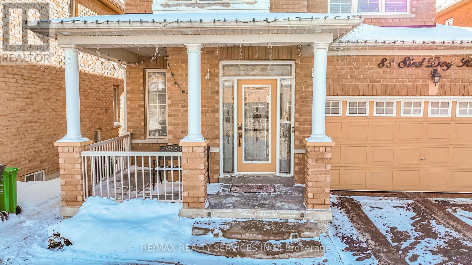 House – 88 SLED DOG ROAD, Brampton – photo 2