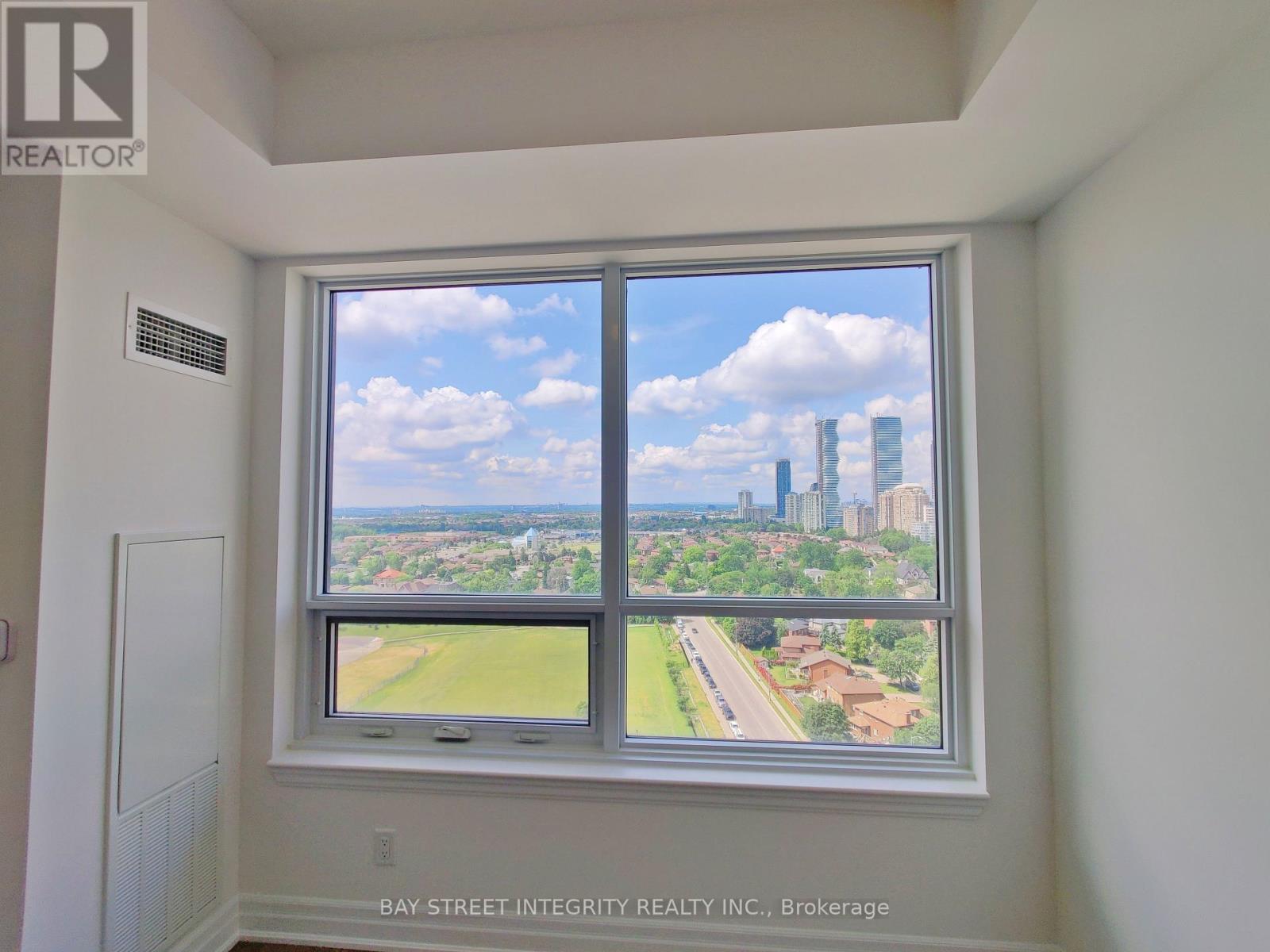 Apartment – 2008 - 36 ELM DRIVE W, Mississauga – photo 3
