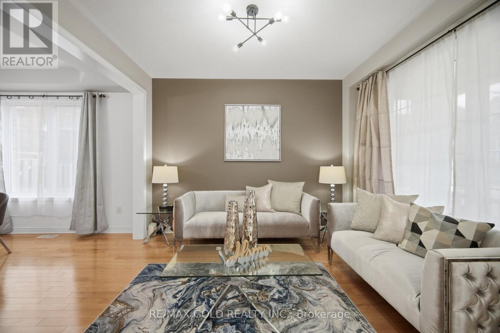 House – 33 GARRYOAKS DRIVE, Brampton – photo 3