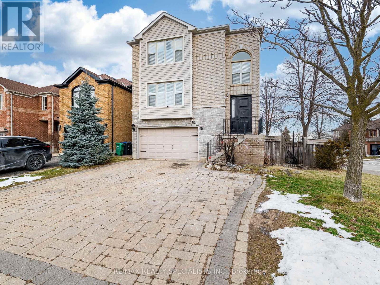 House – 85 FORESTGROVE CIRCLE, Brampton – photo 2