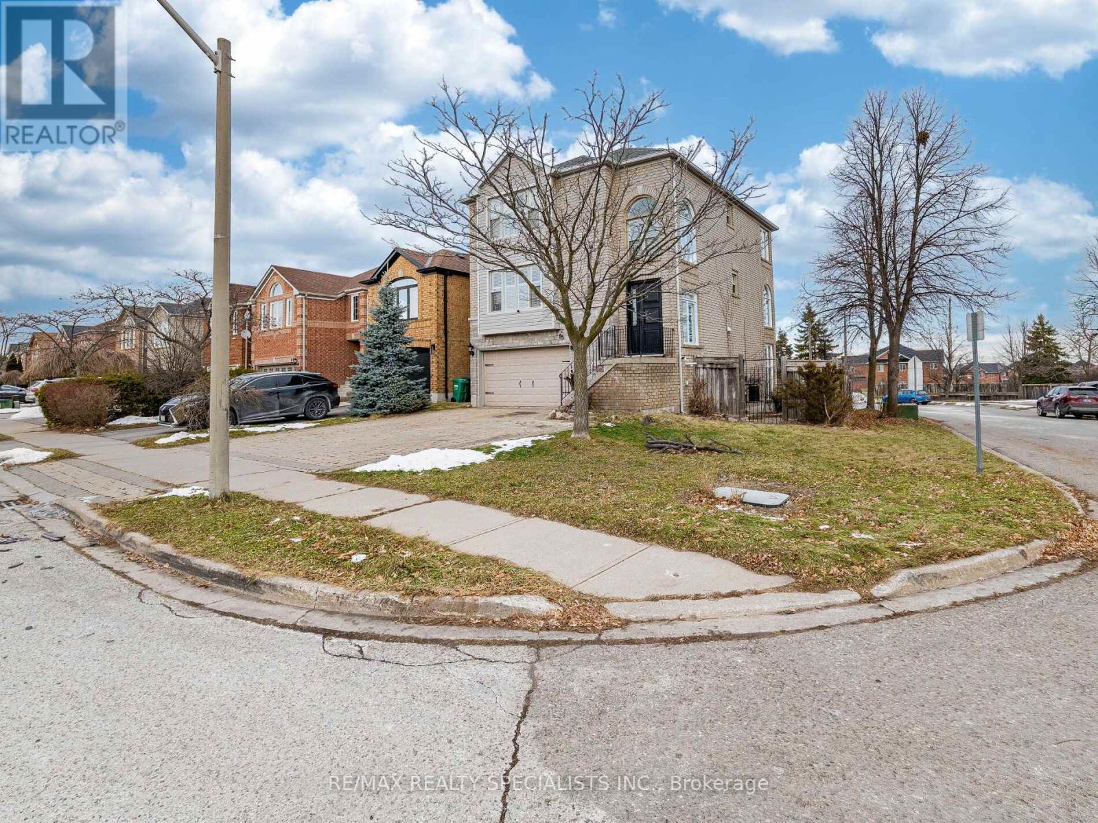 House – 85 FORESTGROVE CIRCLE, Brampton – photo 3