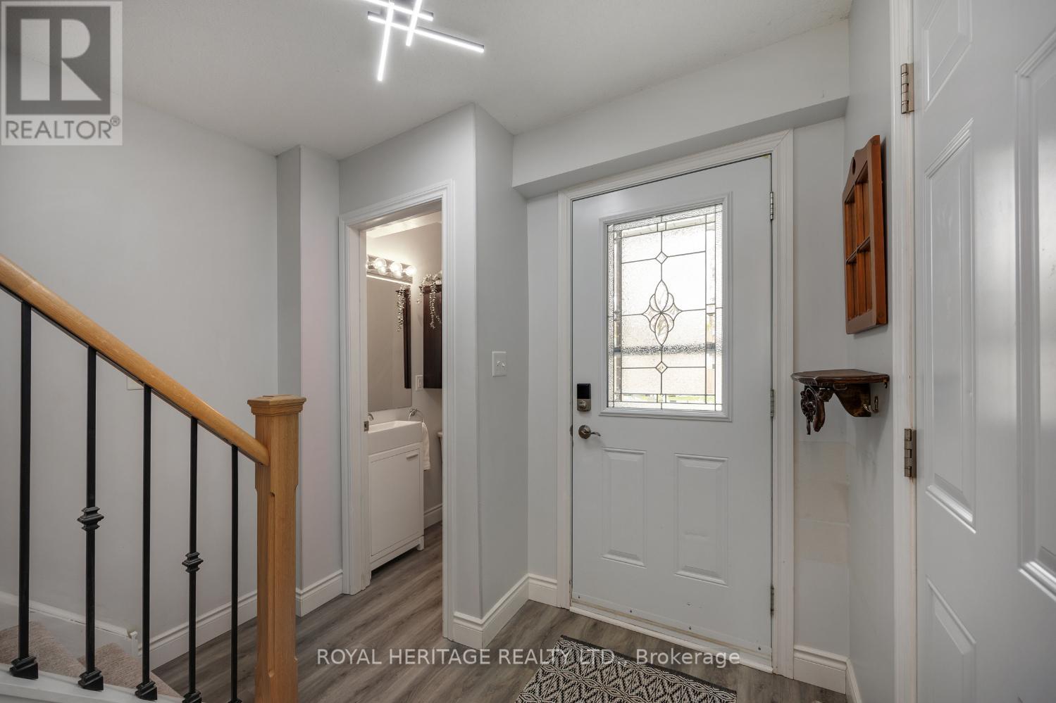 Row / Townhouse – 2 - 721 CRICKLEWOOD DRIVE, Oshawa – photo 5