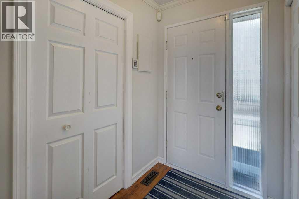 Row / Townhouse for Sale in 3, 101 Grier Terrace NE|Calgary, Alberta T2K5Y6 3
