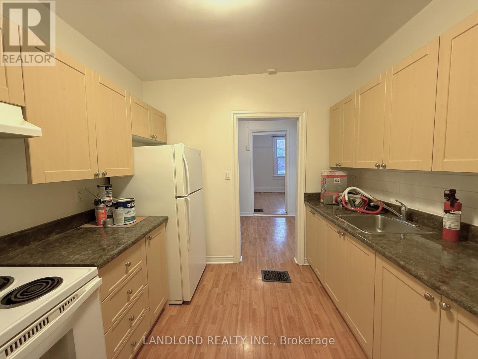 Duplex – 2 - 1 CLINTON STREET, Toronto – photo 4