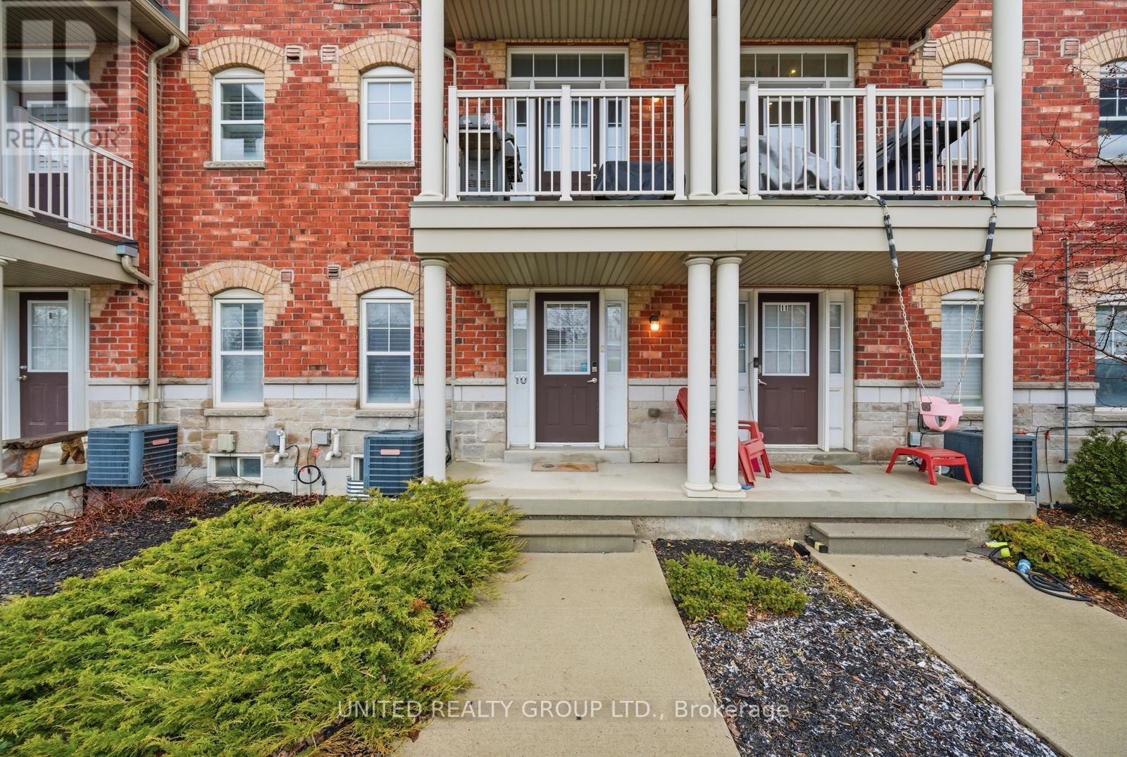 Row / Townhouse – 10 - 10 PORTER AVENUE W, Vaughan – photo 4