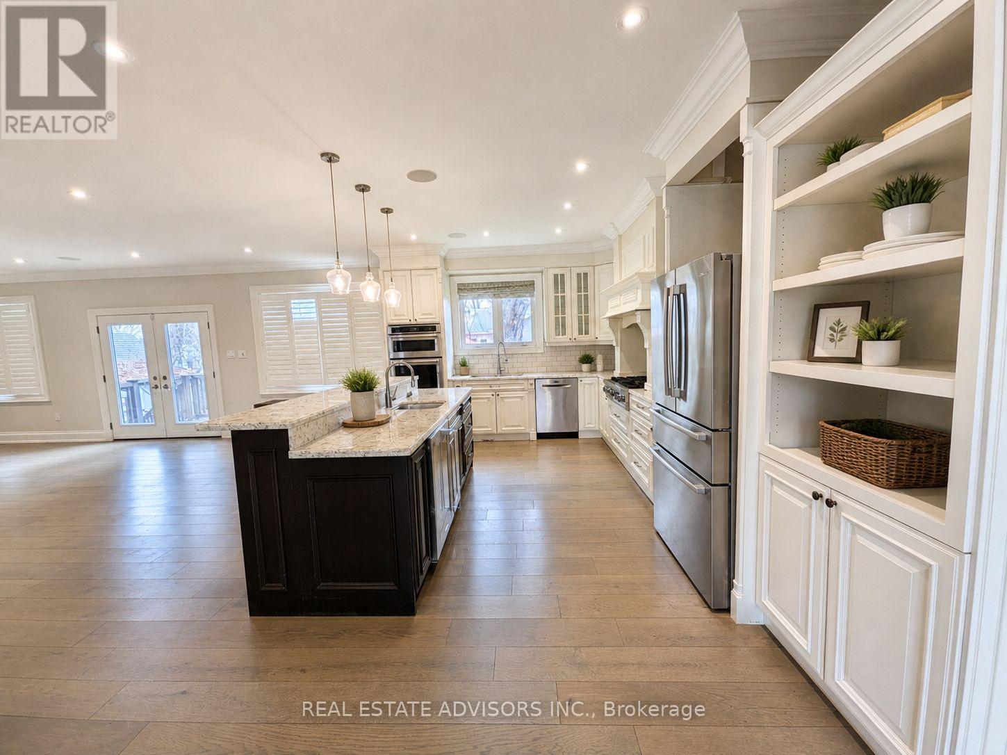 House – 428 MAPLEHURST AVENUE, Oakville – photo 5