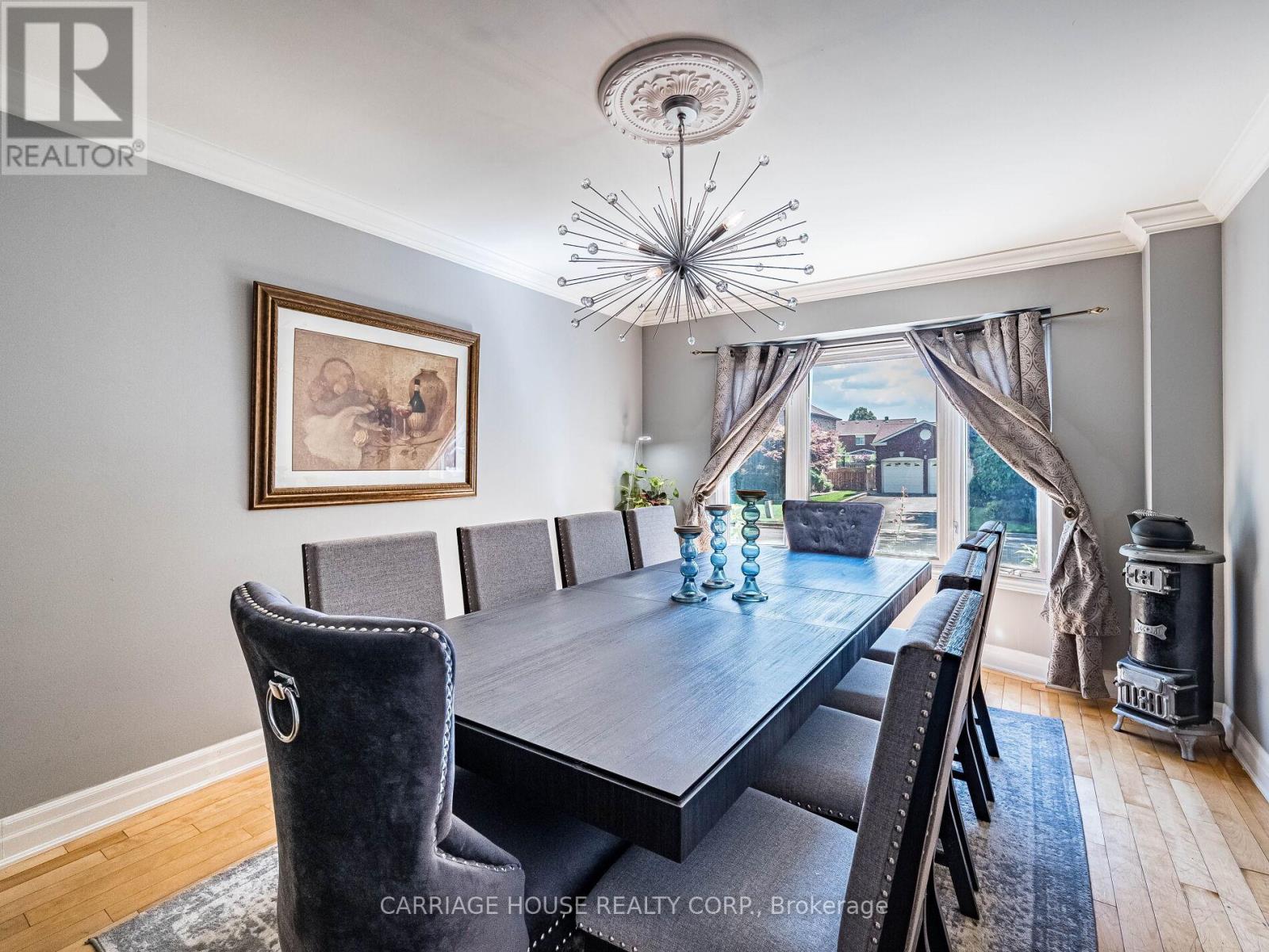 House – 16 STOWE COURT, Brampton – photo 4