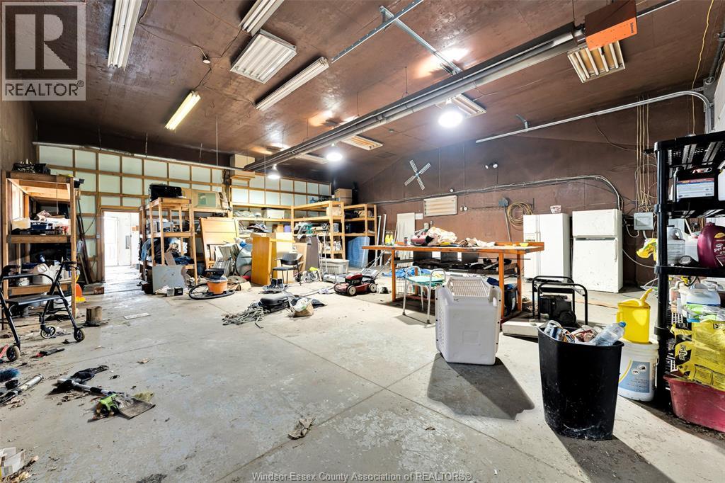 For sale: 329 COUNTY RD 34 East, Kingsville, Ontario N0P2G0 - 26009750 ...