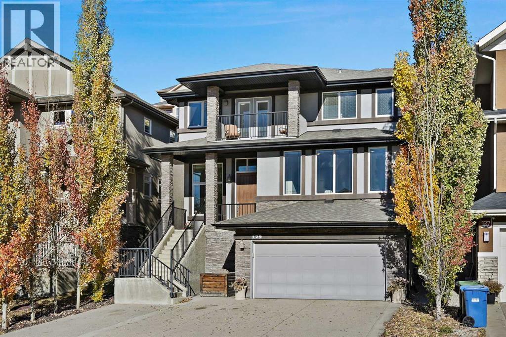 House for Sale in 129 Springbluff Boulevard SW|Calgary, Alberta T3H0N3