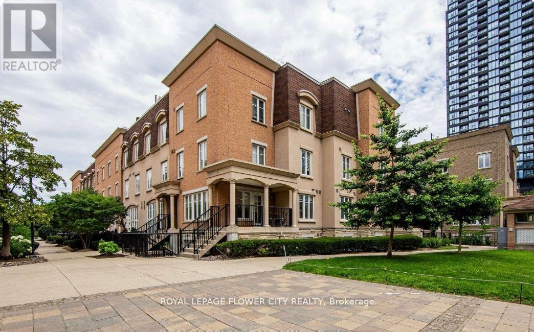 Row / Townhouse – 423 - 34 WESTON BATTERY ROAD, Toronto – photo 2