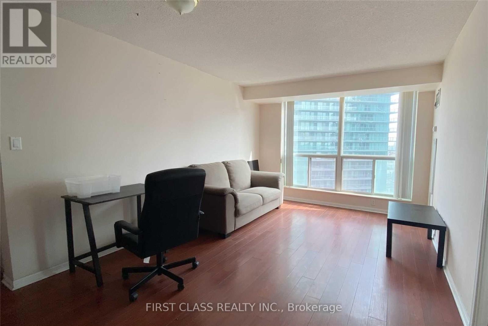 Apartment – 1517 - 23 LORRAINE DRIVE, Toronto – photo 3