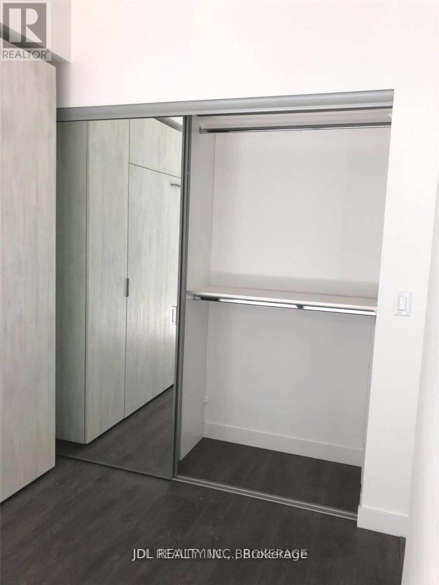 Apartment – 615 - 215 QUEEN STREET W, Toronto – photo 2