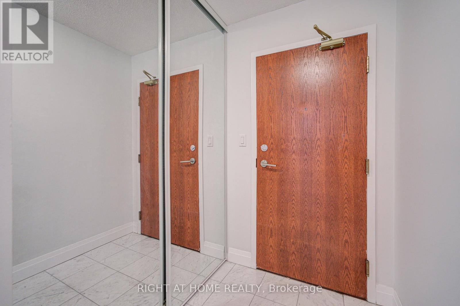Apartment – 207 - 35 EMPRESS AVENUE, Toronto – photo 4