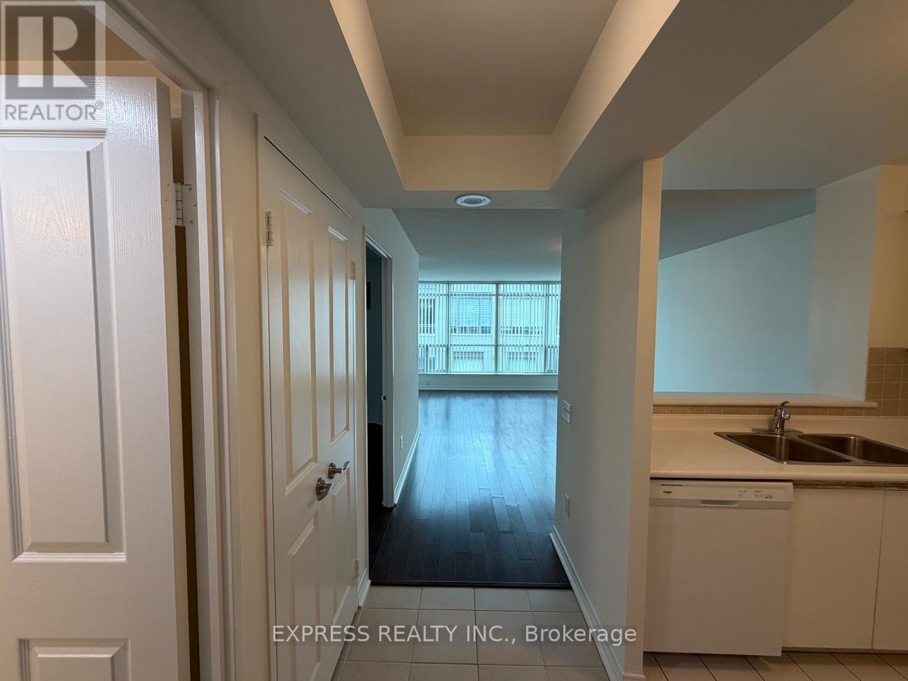 Apartment – 1206 - 942 YONGE STREET, Toronto – photo 1