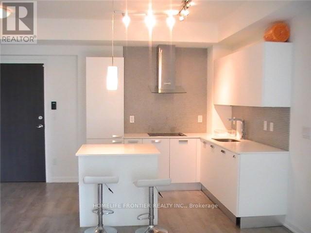 Apartment – 1904 - 9 BOGERT AVENUE, Toronto – photo 2