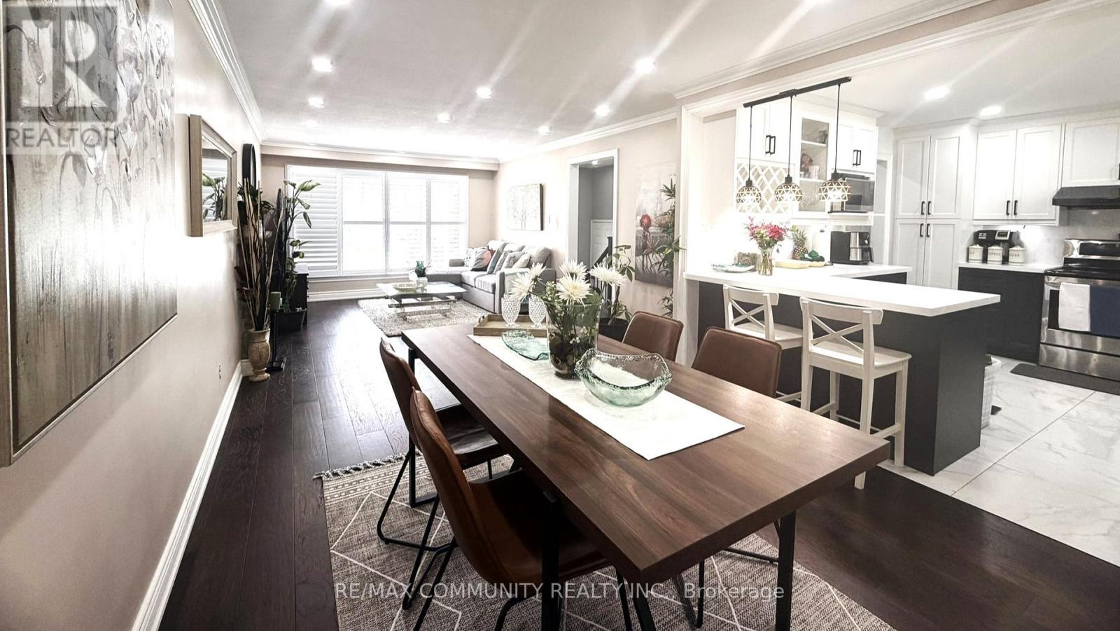 House – 4396 LAWRENCE AVENUE E, Toronto – photo 3
