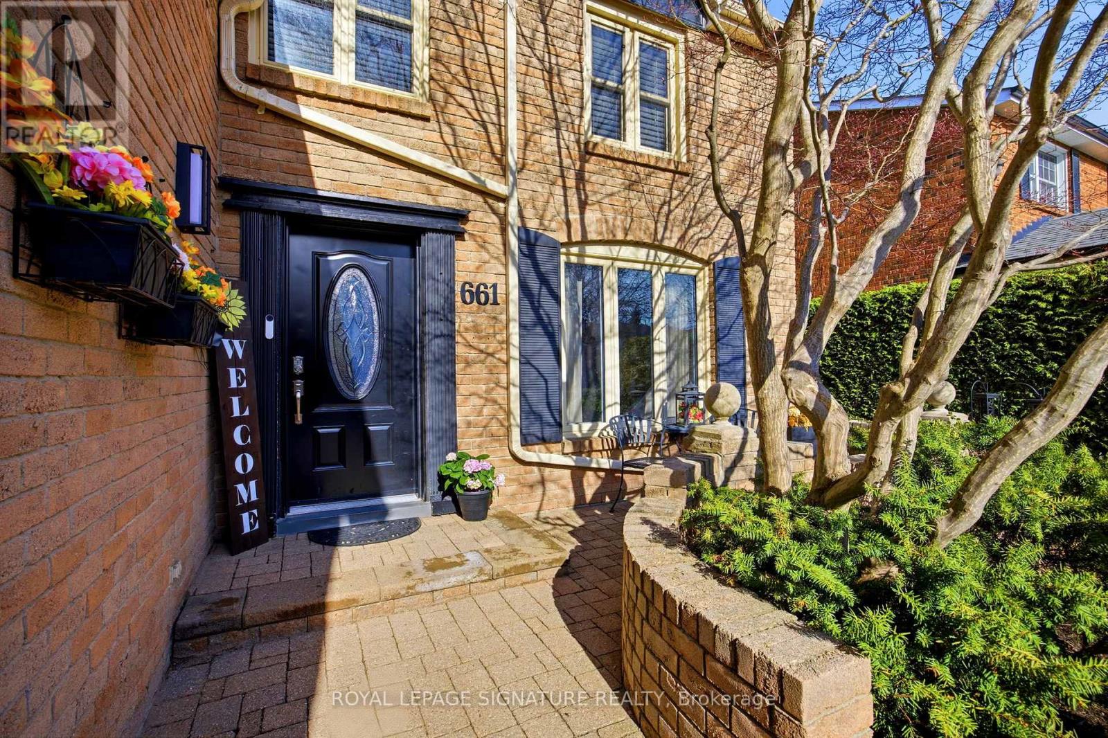 House – 661 WEYBURN SQUARE, Pickering – photo 2