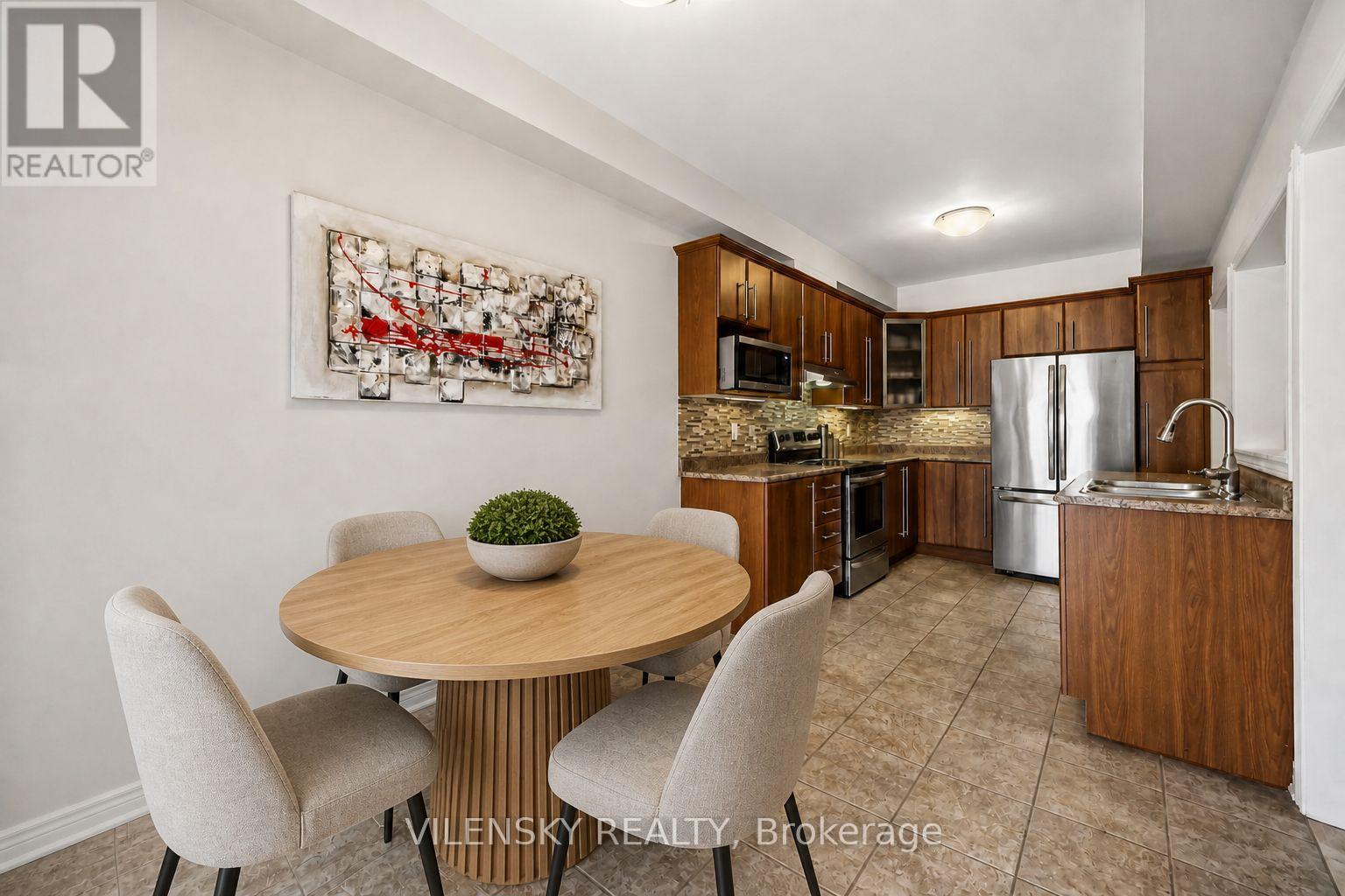 Row / Townhouse – UPPER - 19 SHELBOURNE DRIVE, Vaughan – photo 5