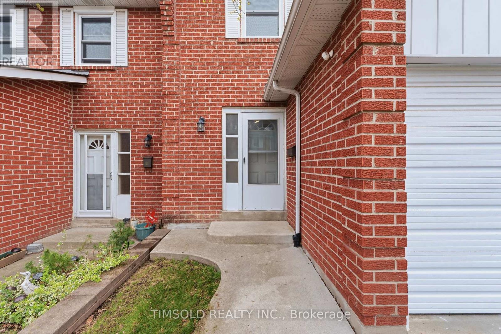 Row / Townhouse – 14 GORDON WAY, Markham – photo 4