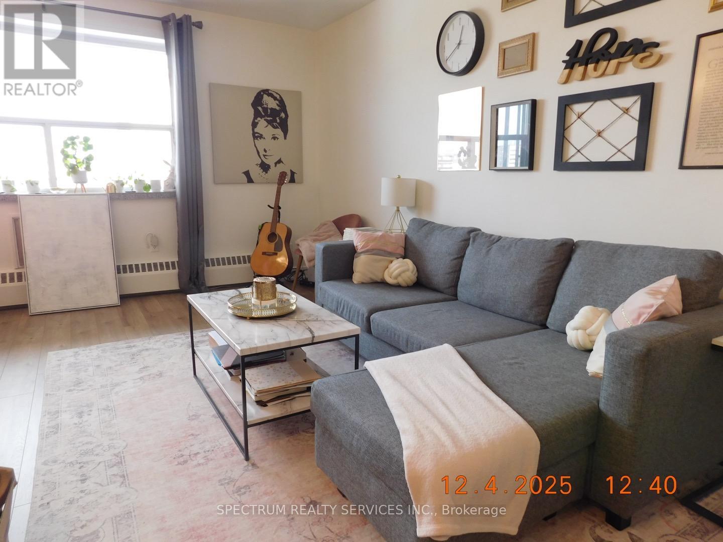 Apartment – 808 - 3320 FIELDGATE DRIVE, Mississauga – photo 2
