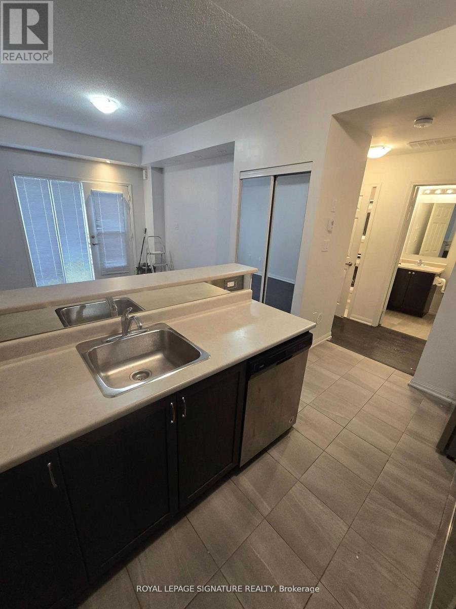 Row / Townhouse – 142 - 250 SUNNY MEADOW BOULEVARD, Brampton – photo 5
