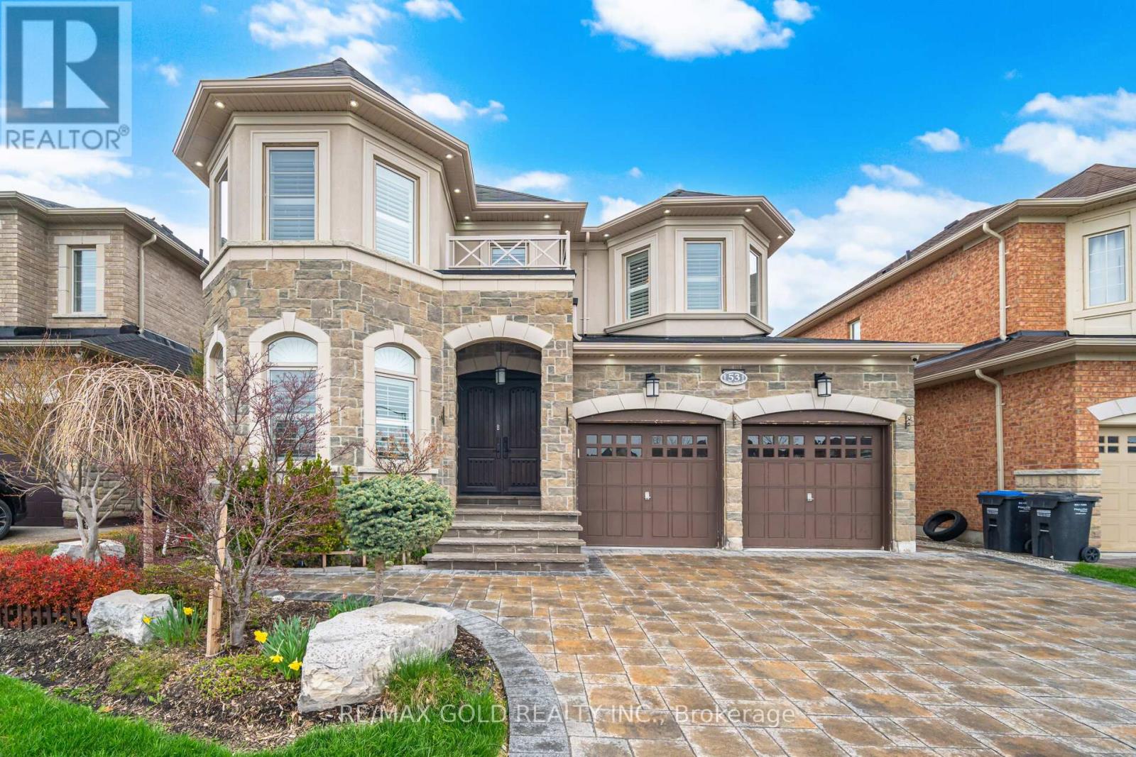 House – 53 MARTIN BYRNE DRIVE, Brampton – photo 2