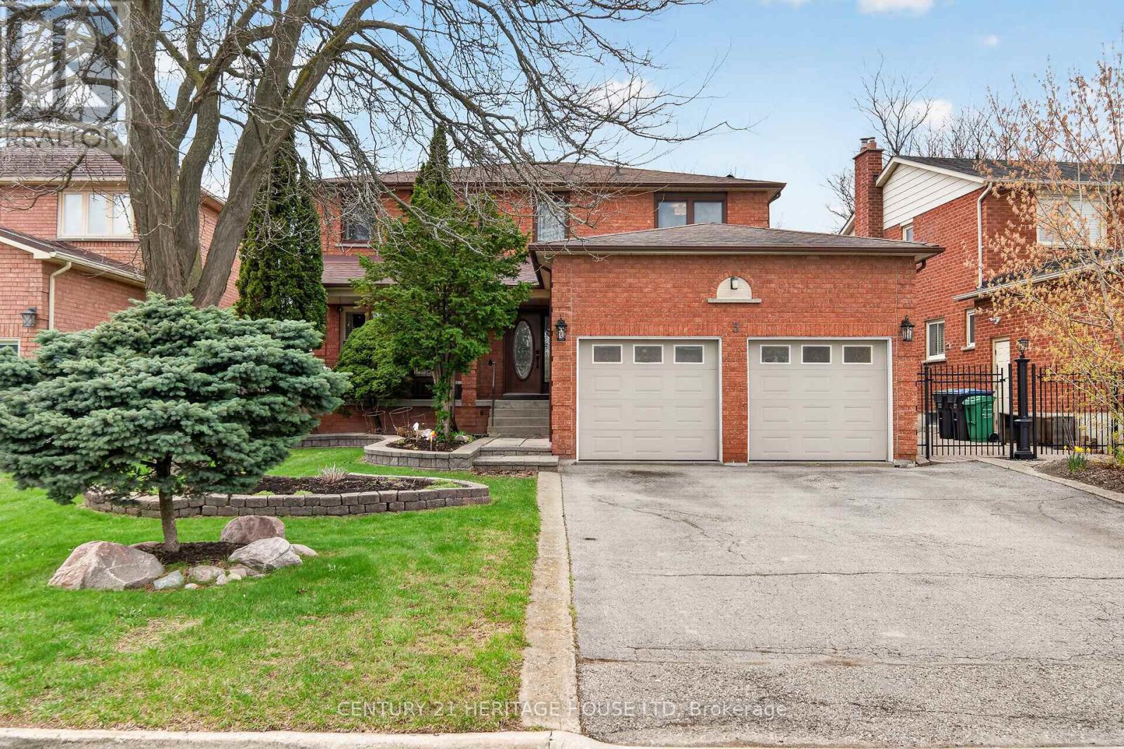 House – 3 BOWES COURT, Caledon – photo 2