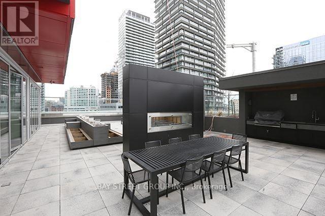Apartment – 3701 - 318 RICHMOND STREET W, Toronto – photo 3