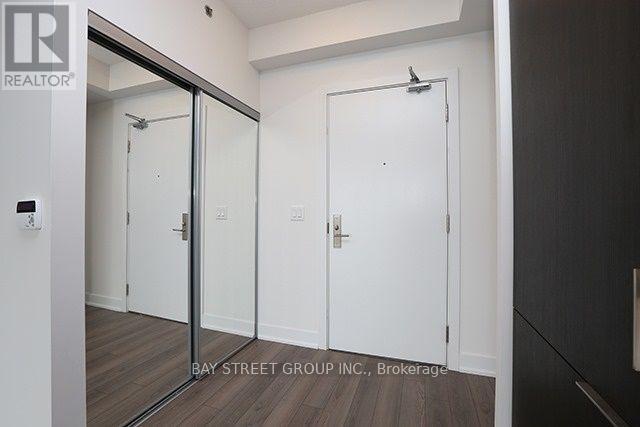 Apartment – 3701 - 318 RICHMOND STREET W, Toronto – photo 4
