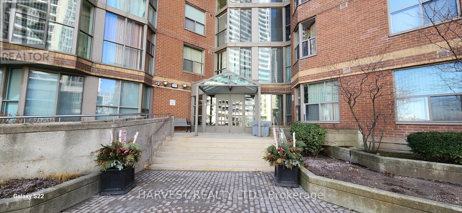 Apartment – 315 - 5795 YONGE STREET, Toronto – photo 2