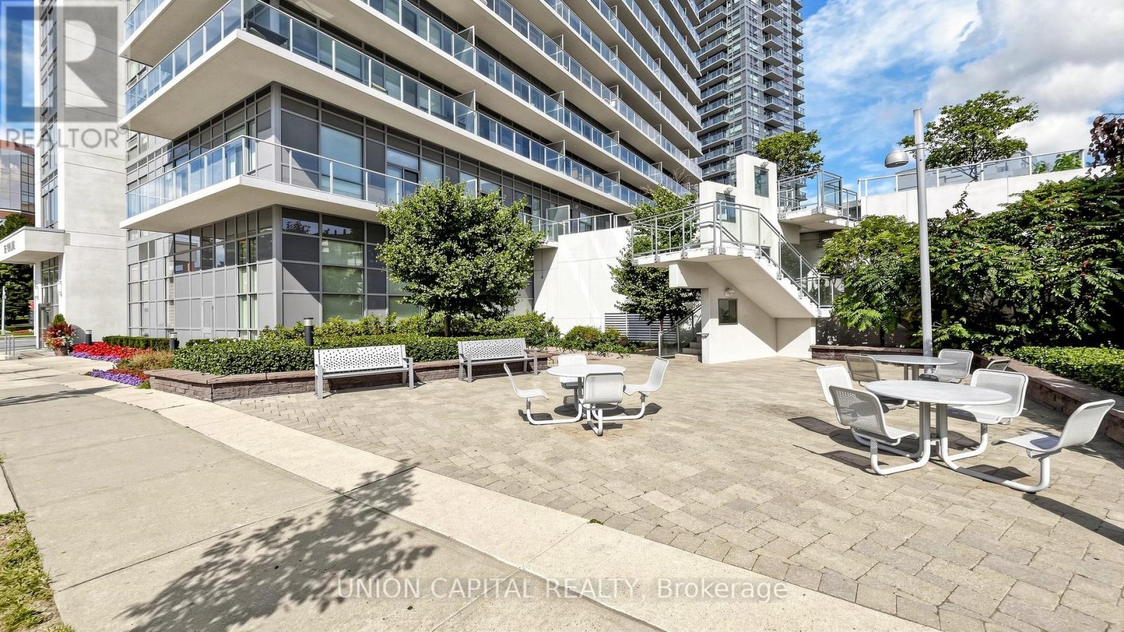 Apartment – 2505 - 275 YORKLAND ROAD, Toronto – photo 2