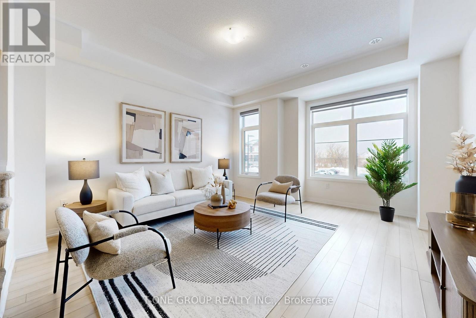 Row / Townhouse – 32 STOEBER LANE, Markham – photo 2